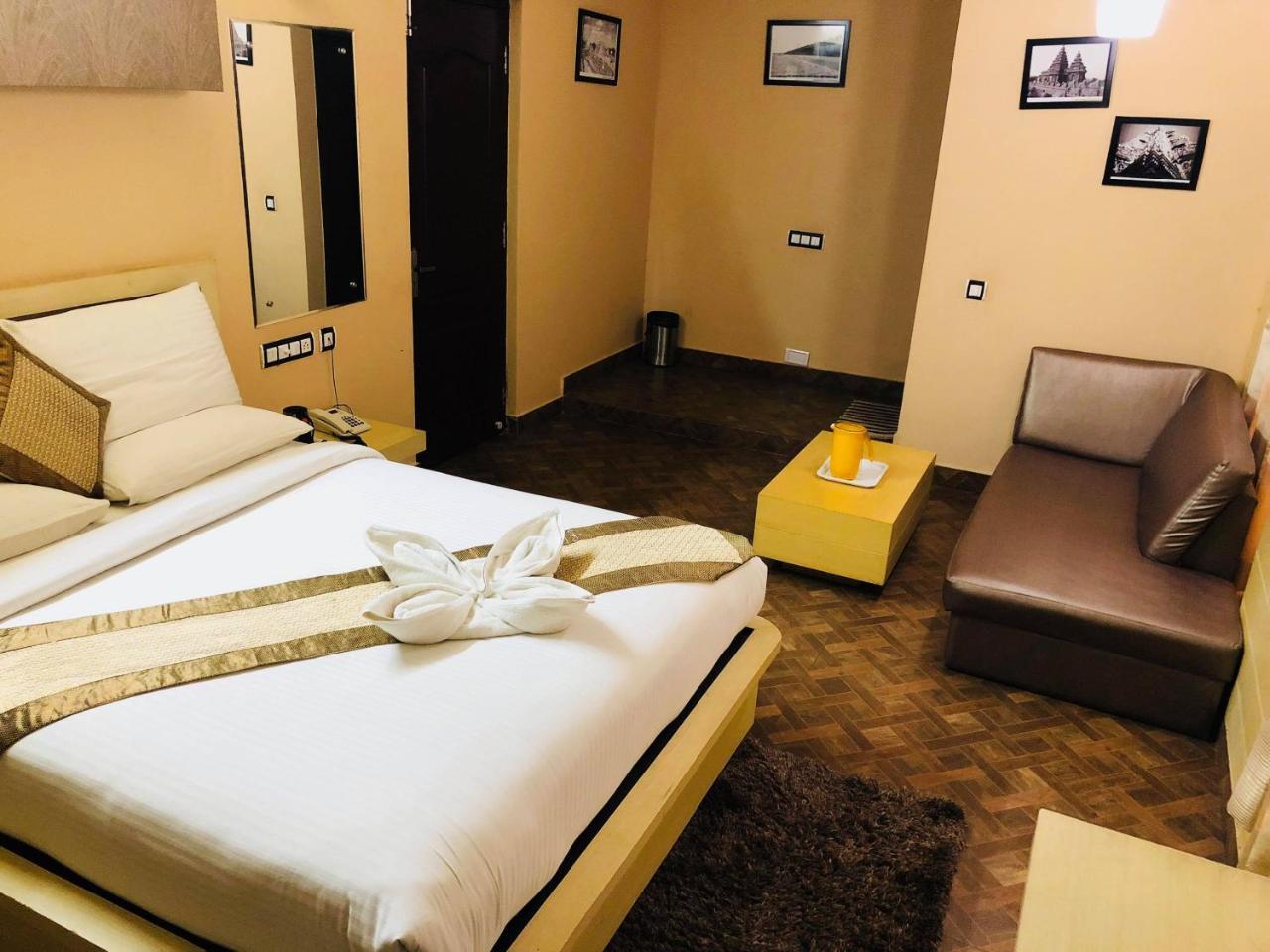 Emerald Suites Koramangala Bangalore Ngoại thất bức ảnh
